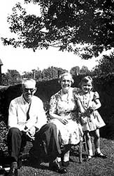 Ted, Lillian and Roberta at no 50